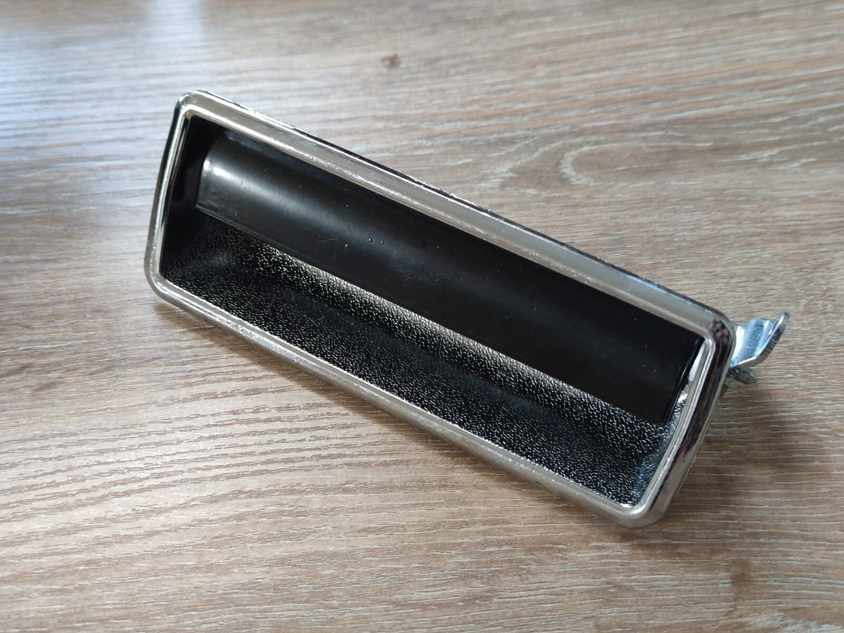 Door handle left VAZ 2105 2107 Lada Laika Riva 2105-6105151 | eBay