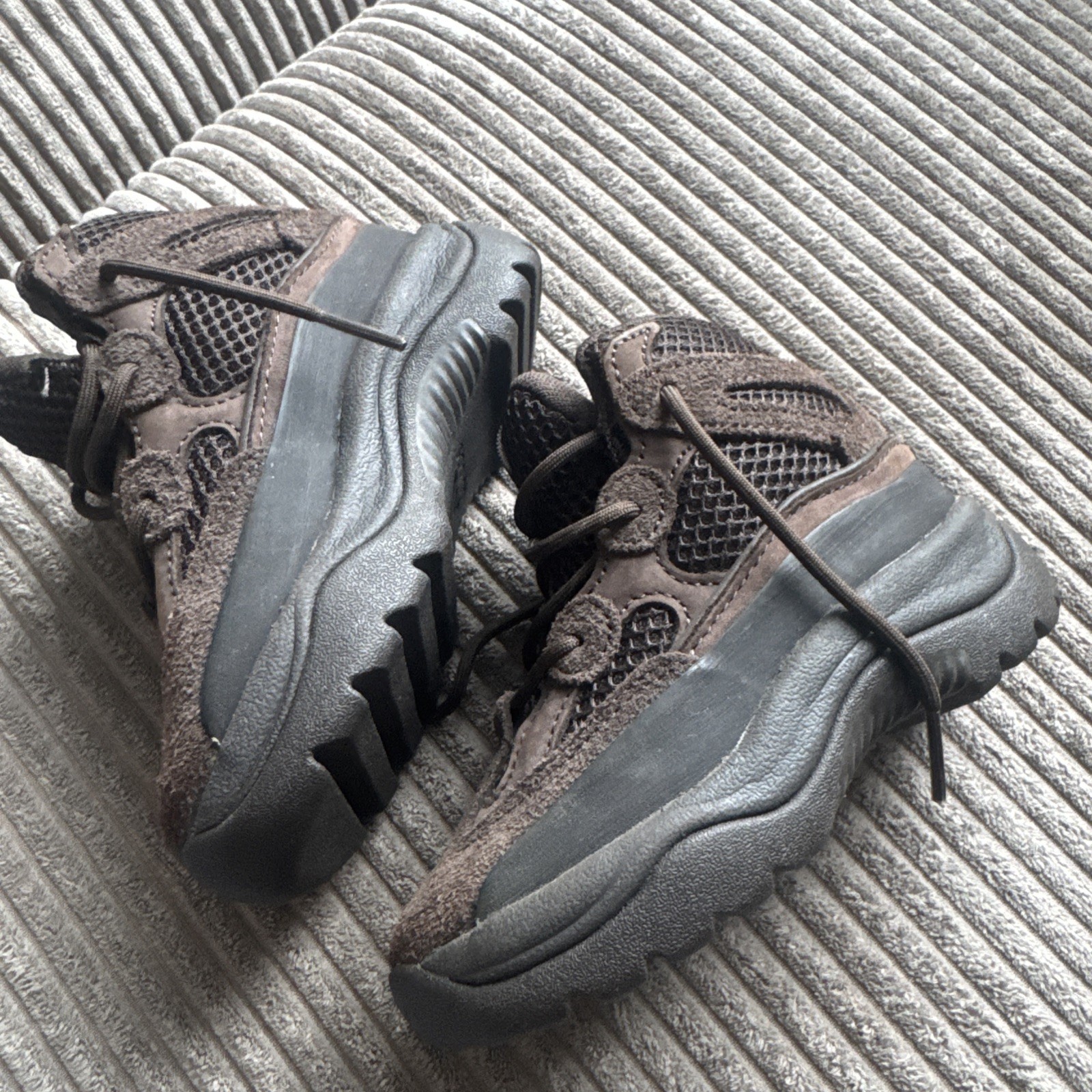 Adidas Yzy Dsrt Bt Kds Little Kids Style Size 8K BRAND NEW NO BOX