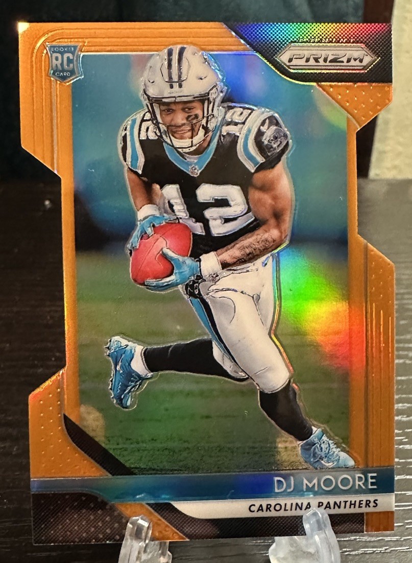 2018 Panini Prizm #207 DJ Moore RC Orange Prizm Die Cut /249 Bears Color Match
