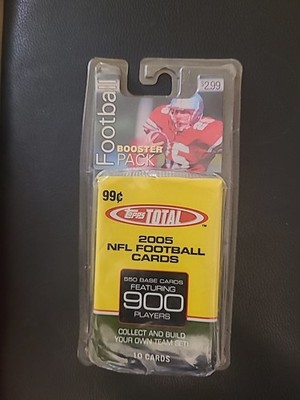 2005 Topps Total NFL Football Cards- Booster Pack 30 Cards - Unopened-Sealed