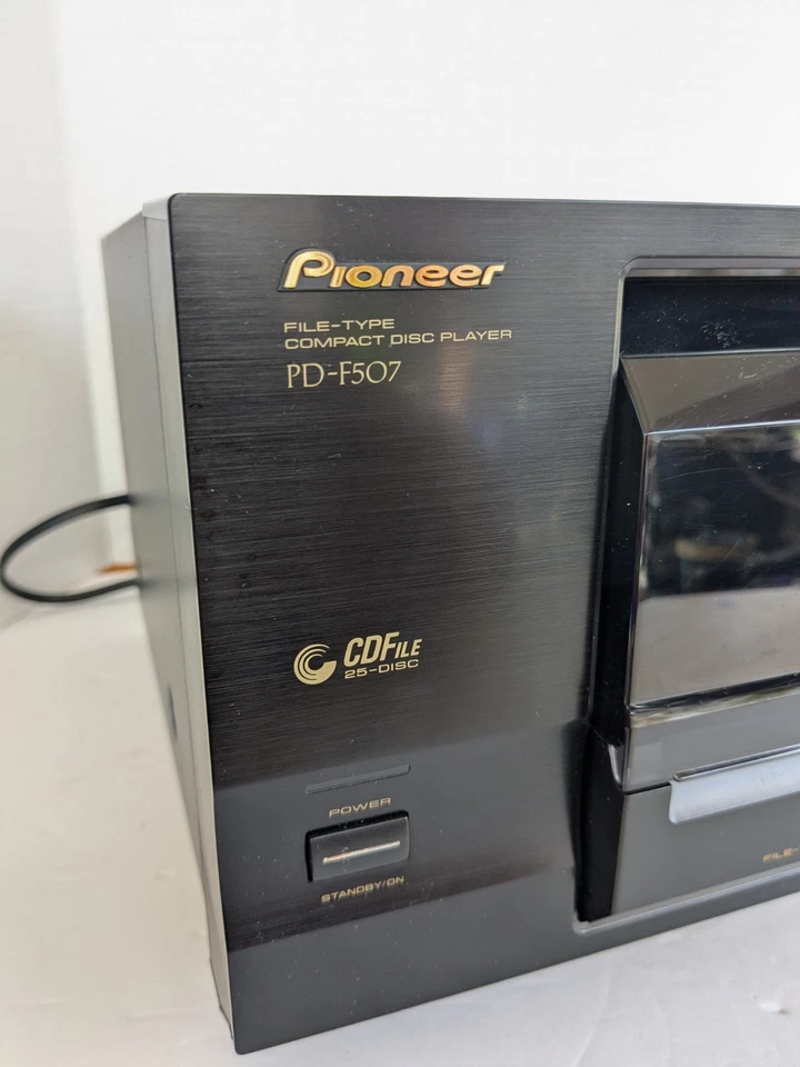 Pioneer PD F507 CD Changer 25 Disc Player Tested WORKS Stereo Made in Japan - Image 4 of 4