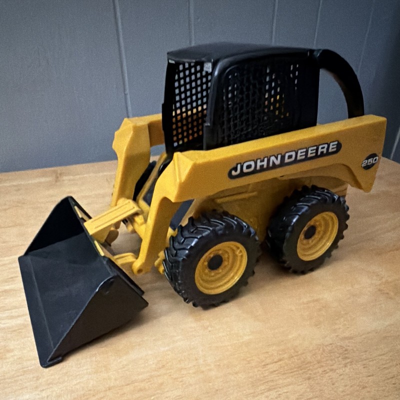 John Deere 250 Skid Steer Loader Toy with Bucket Agriculture Theme
