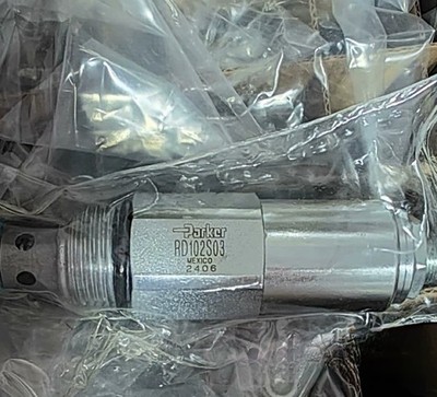 1PCS NEW   Cartridge valve RD102S03 #vn