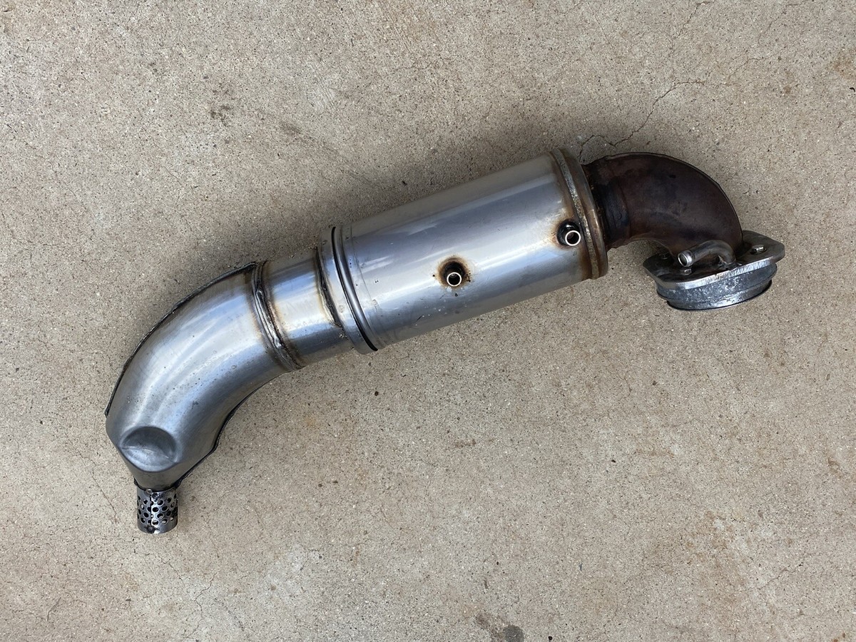 1993-1996 Kawasaki Jet Ski 750 SS JH750 Muffler Exhaust Pipe 1993-1996 Kawasaki Jet Ski 750 SS JH750 Muffler Exhaust Pipe
