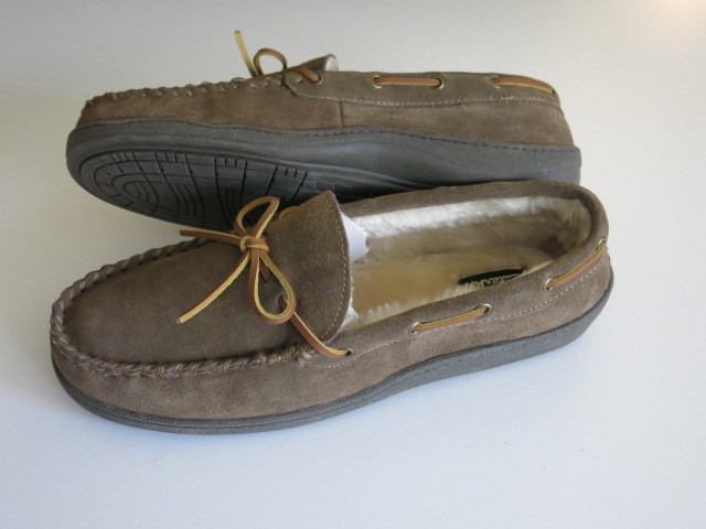 ?NEW? Men’s Clark Slippers size 12 Amazon.com | Clarks Mens Suede Venetian Moccasin Slipper  main image 4