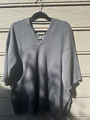 Easel Women s Sweater/Shirt Size S Pullover Shirt Sleeved