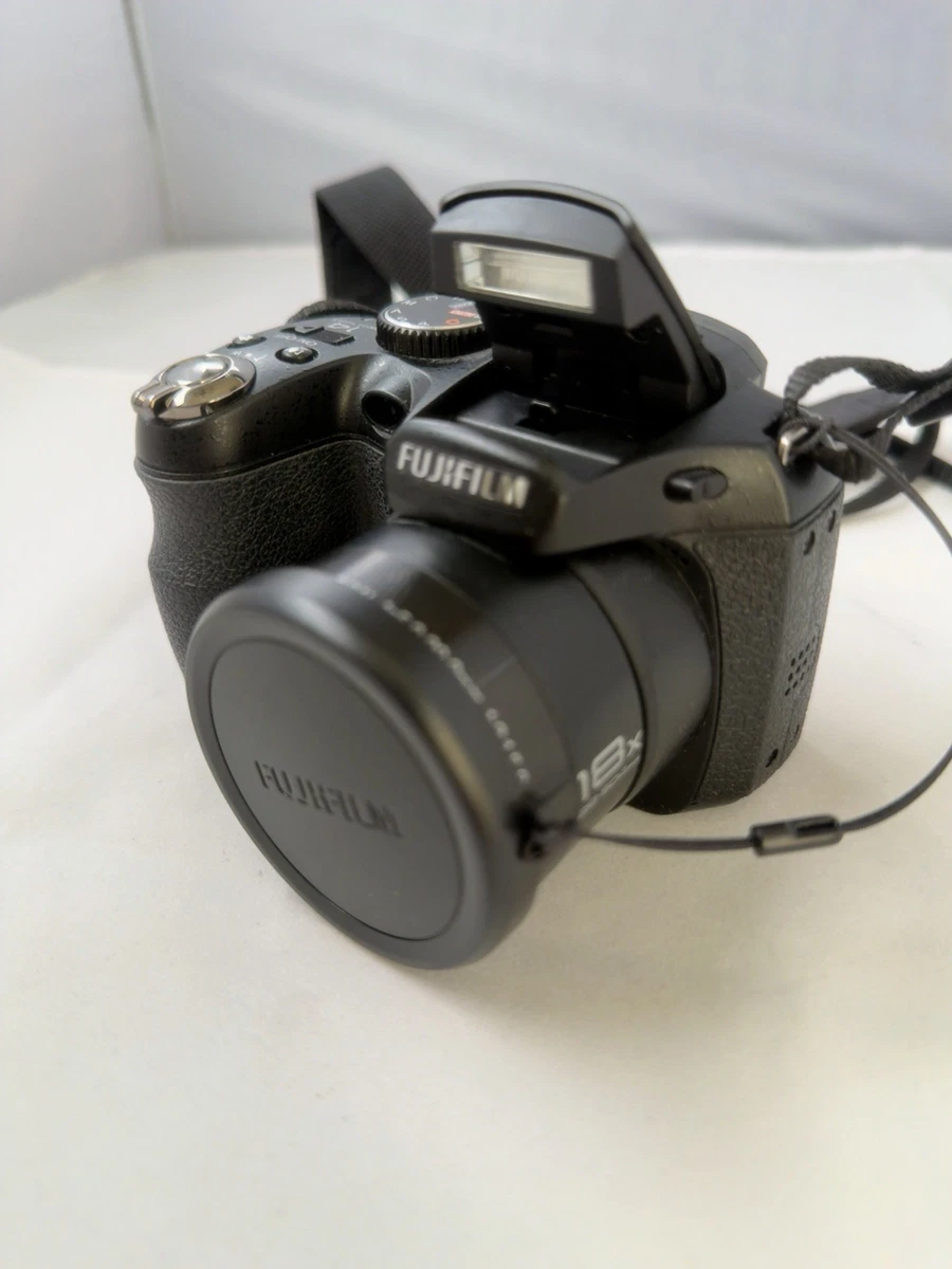 Fujifilm FinePix S デジタルカメラ Fujifilm FinePix S Series Digital SLR 10-19.9x Optical Zoom