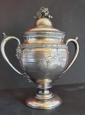 S32 -- Reed & Barton  Deckelose Teedose Pokal  versilbert - um 1880 USA