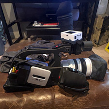 Canon XL2 Professional MiniDV Standard Definition Camcorder w/ 20x Lens, 16x