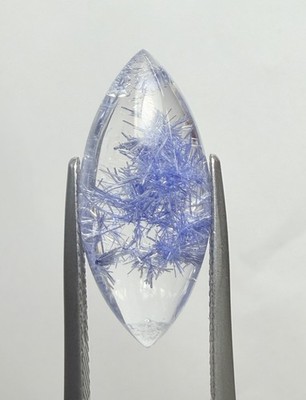 W0001-Natural Dumortierite in Quartz   Blue Dumortierite Included Quartz