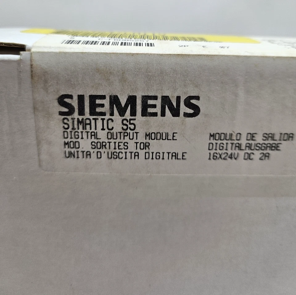 Siemens Simatic S5 6ES5 454-7LA11V Digital Output Module 6ES5454-7LA11V - Image 4 of 4