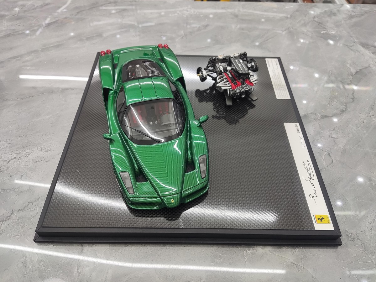 Ferrari Enzo ミニカーレジン製 s-l1200.jpg