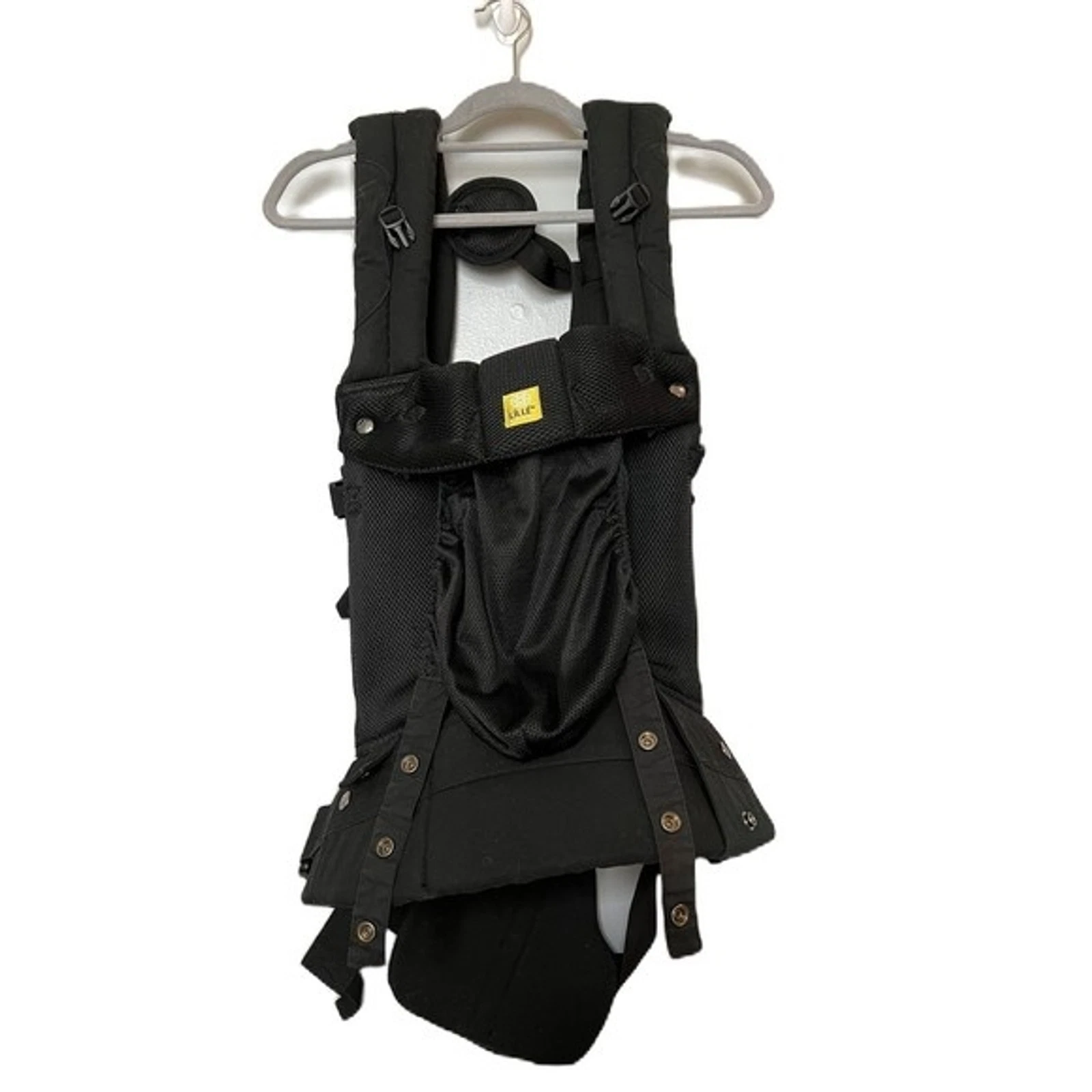 Lillebaby Complete Airflow black babywearing baby carrier