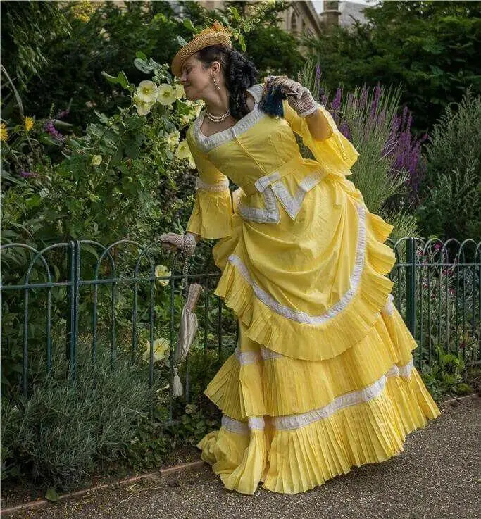 old fashioned yellow dress The New Yellow Sacque! The Quintessential Clothes Pen