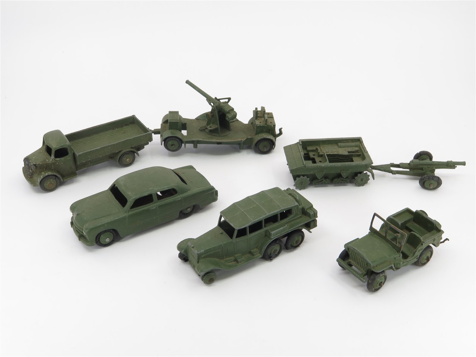 Vintage Military Vehicles & Accessories Large Lot Dinky Toys, Britain
