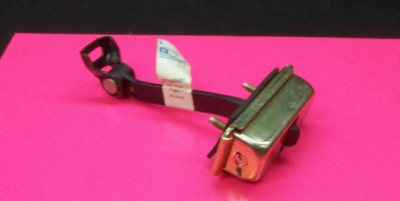 NOS New Genuine GM 15768687 Door Check Link