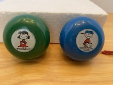 Vintage Peanuts , Charlie Brown Blue Lucy Green Yo Yo s, Lot Of 2