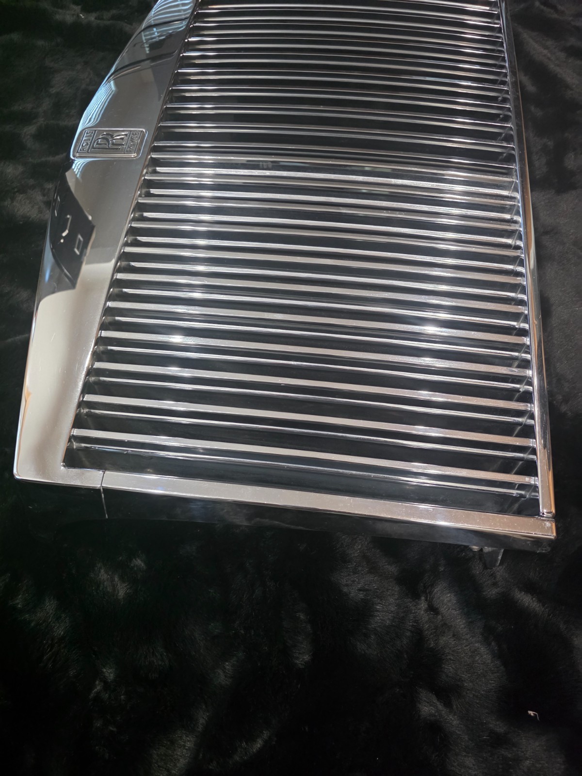Rolls-Royce Phantom 2004 Bumper grille