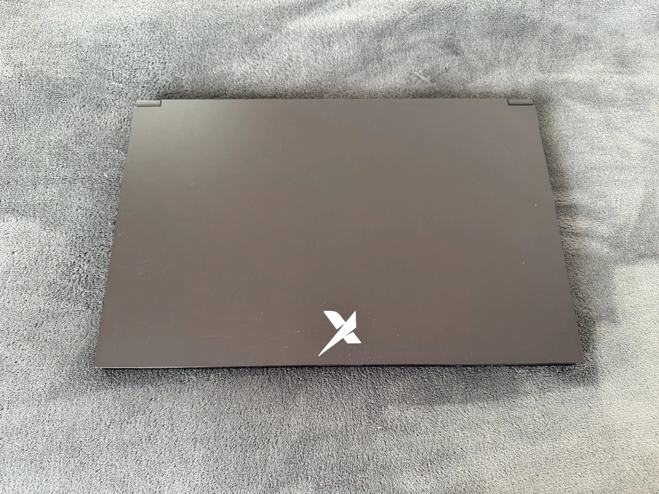 Notebook para jogos 17,3′′ 144 Hz • i7-12700H • RTX 3050 Ti • 32 GB • SSD 1 TB • Win11 - Imagem 2 de 4