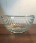Pyrex Glass Ribbed Mixing Bowl Aqua Green Tint 10 Cup 2.5 L 7403s Made In USA