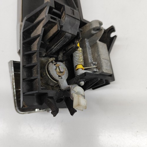 Maniglia esterna porta anteriore sinistra NISSAN TITAN 80640-ZC00A 5.6 benzina 28998641 - Foto 5 di 8