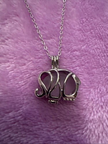 Adorable Silver Tone Elephant Necklace