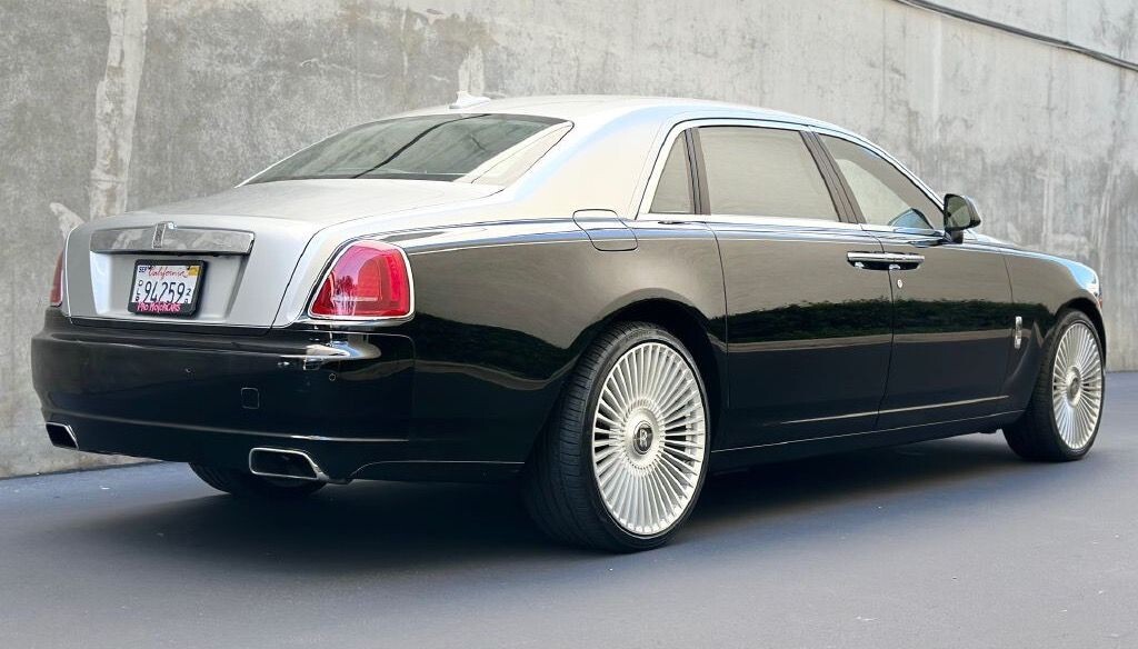 22 SILVER STAGGEREDOLCE TRENTO FOR ROLLS ROYCE GHOST WRAITH DAWN RR FLOATER CAPS