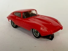 Strombecker Jaguar XKE Coupe w/ Brass Chassis (Red) 1/32 scale slot car