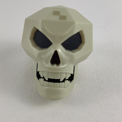 Terraria Deluxe Skeletron Boss Skull Head Secret Compartment 2015 Jazwares Toy