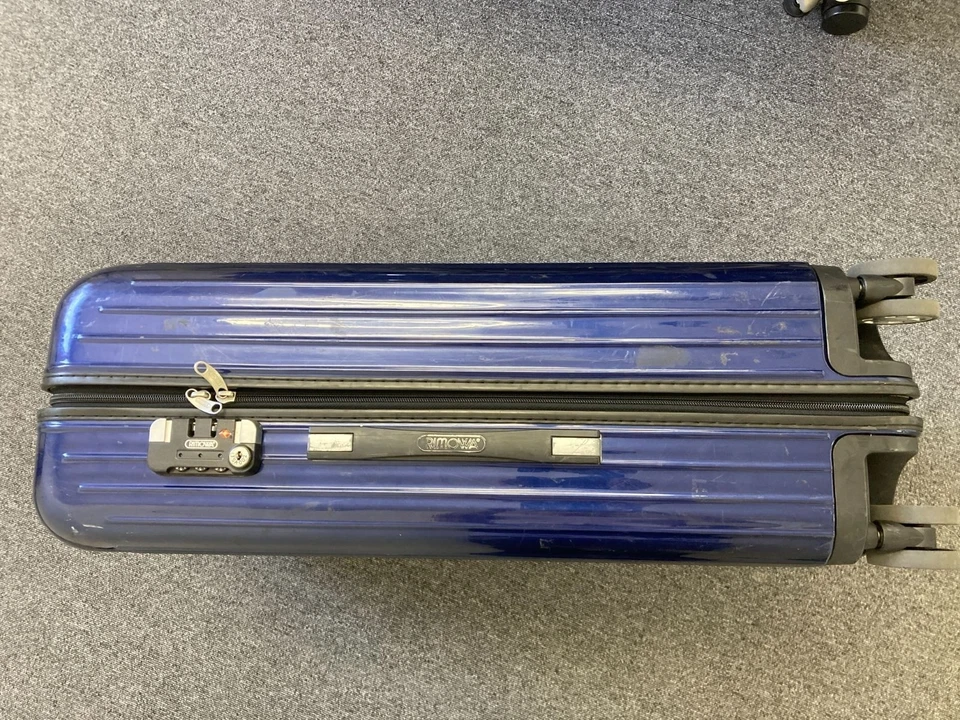 Rimowa Salsa Deluxe 82L Blue 4-wheels Carry Case Suitcase - Image 4 of 4