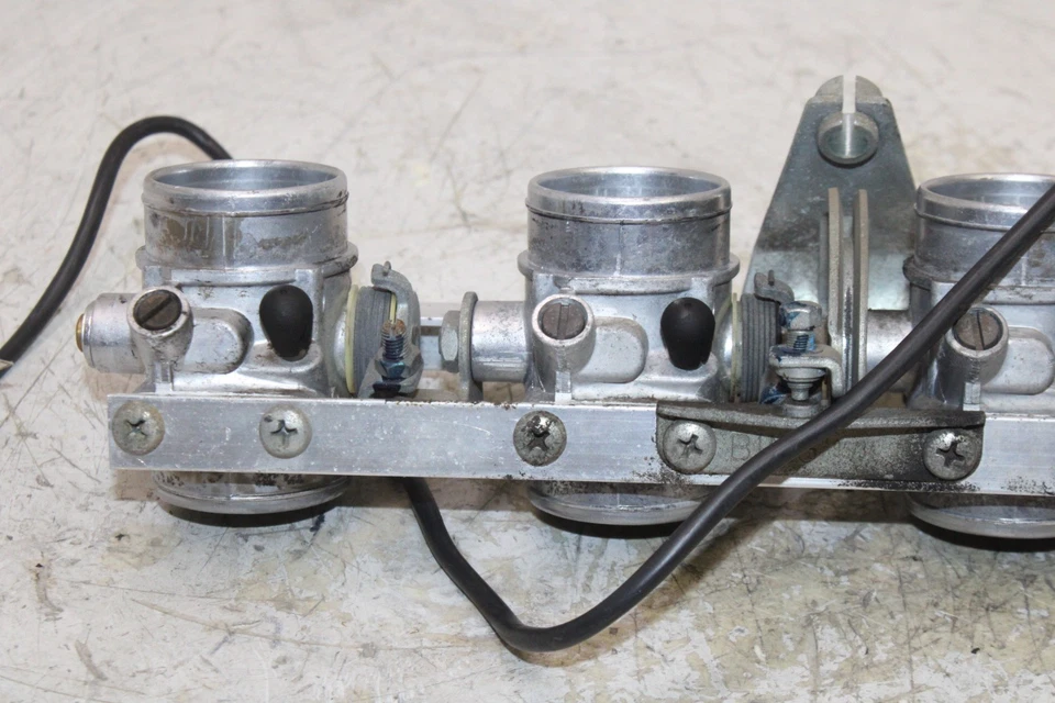 1987 BMW K100RS OEM THROTTLE BODIES - Image 3 of 4