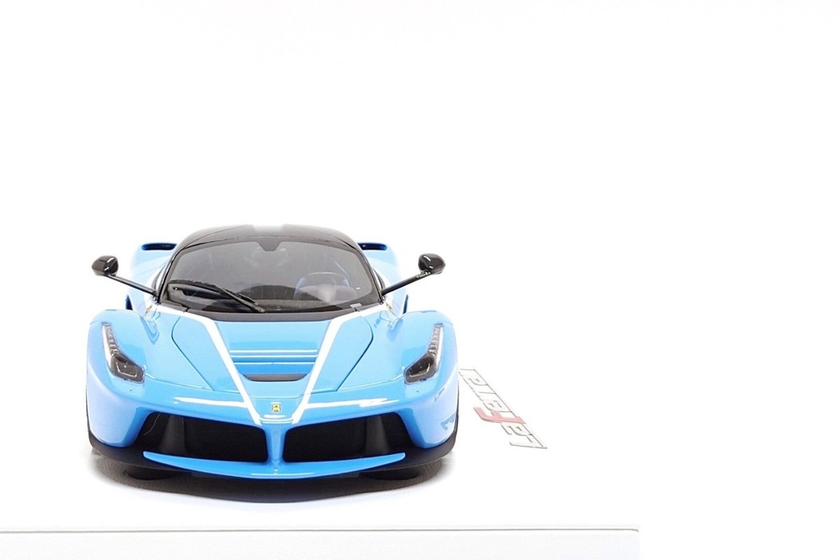 BBR Deluxe 1:18 Ferrari LaFerrari Tailor Made in Light Blue