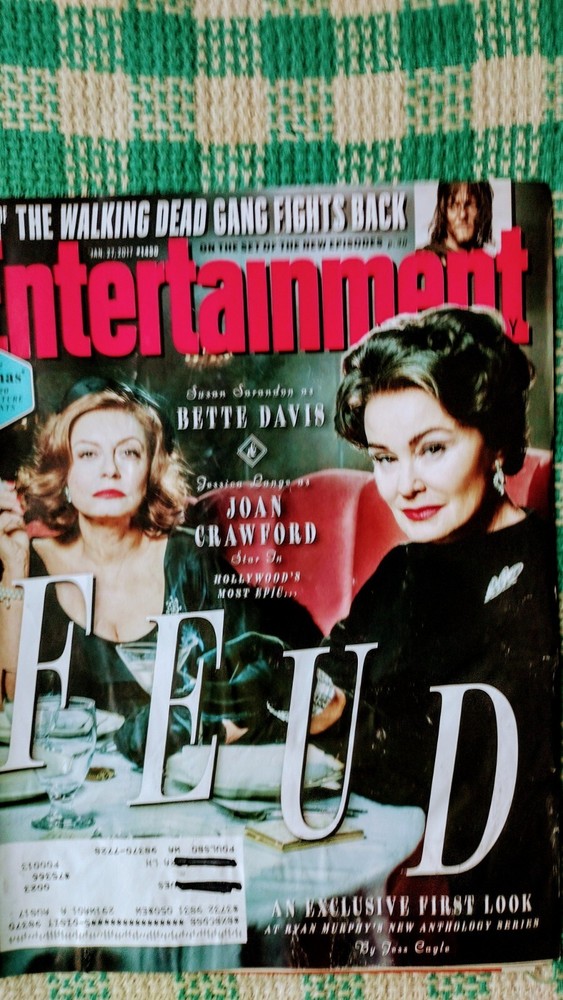 Entertainment Weekly Magazine Bette Davis Vs Joan Crawford FUED January 27, 2017