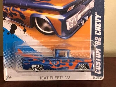 ホットウィール　CUSTOM 62 CHEVY PICKUP 青　レア Amazon.com: HOT WHEELS CUSTOM 62' CHEVY 72/250 HW CITY rare truck