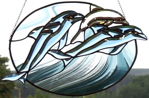 Bleiverglasung Fensterbild  Facetten- Delphin- Familie im Oval in Tiffany - Bild 1 von 15