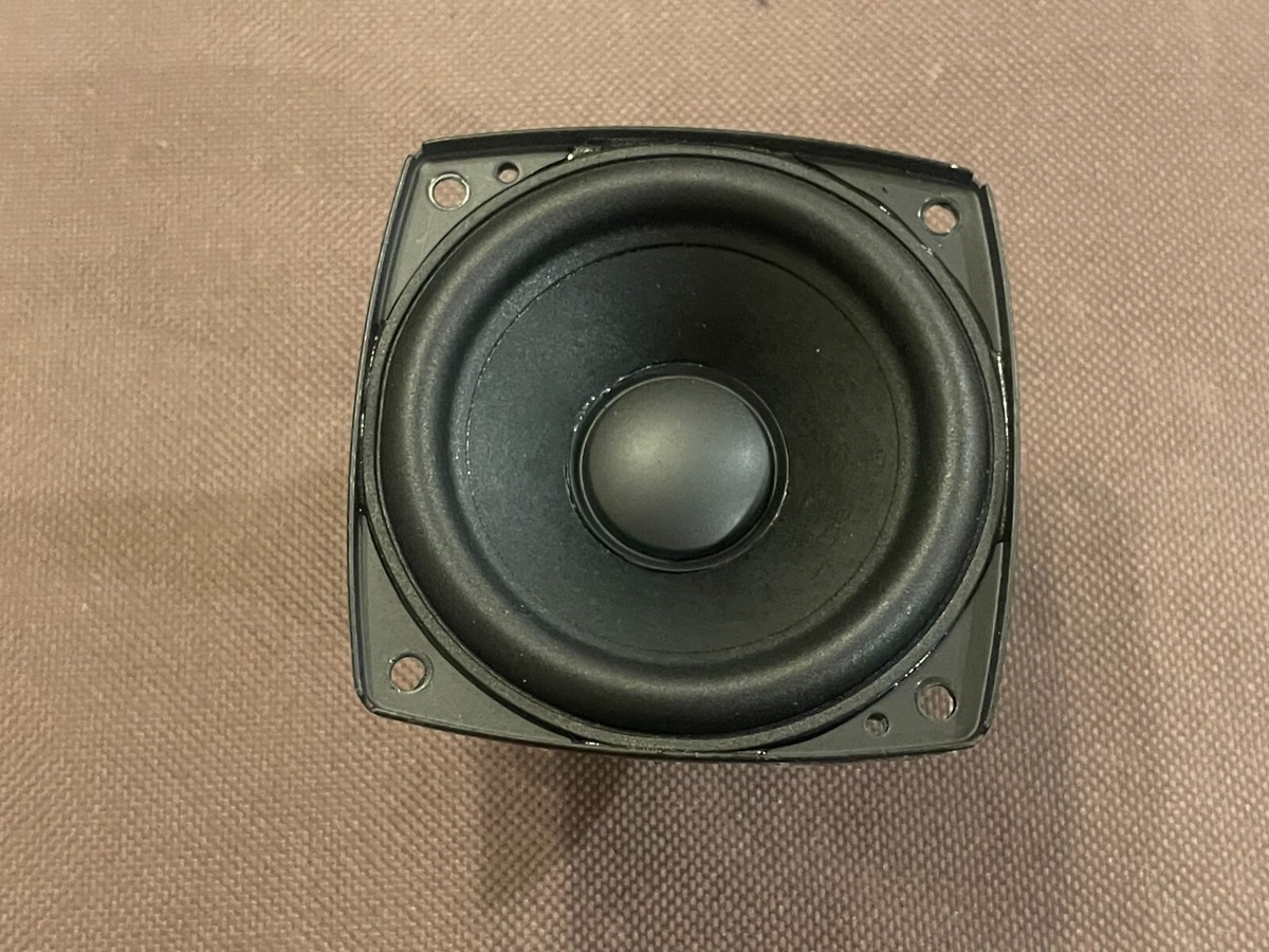 JBL Xtreme 3 Portable Wireless Bluetooth Speaker (Black