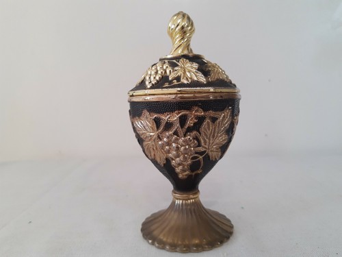 Vintage Art Glass Goblet Cup Chalice With Lid Fruit Floral Gold & Black Chalice - Picture 2 of 9