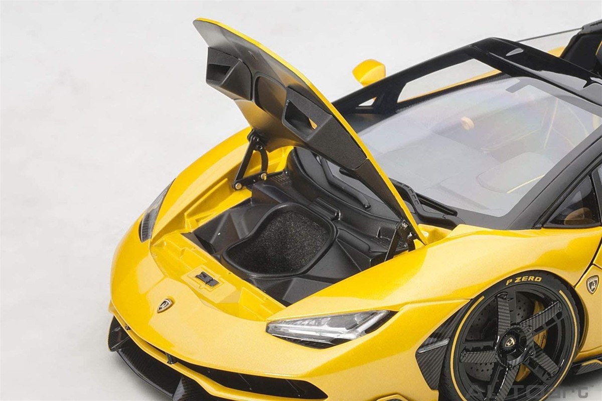 【美品】AUTOart LAMBORGHINI CENTENARIO 1/18 1/18 AUTOart Lamborghini Centenario (Clear Carbon with