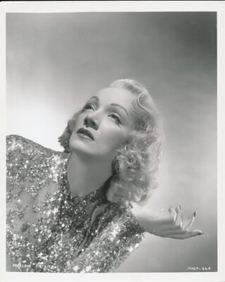 MARLENE DIETRICH 1940s Paramount Pictures Studio GLAMOUR Portrait Photo