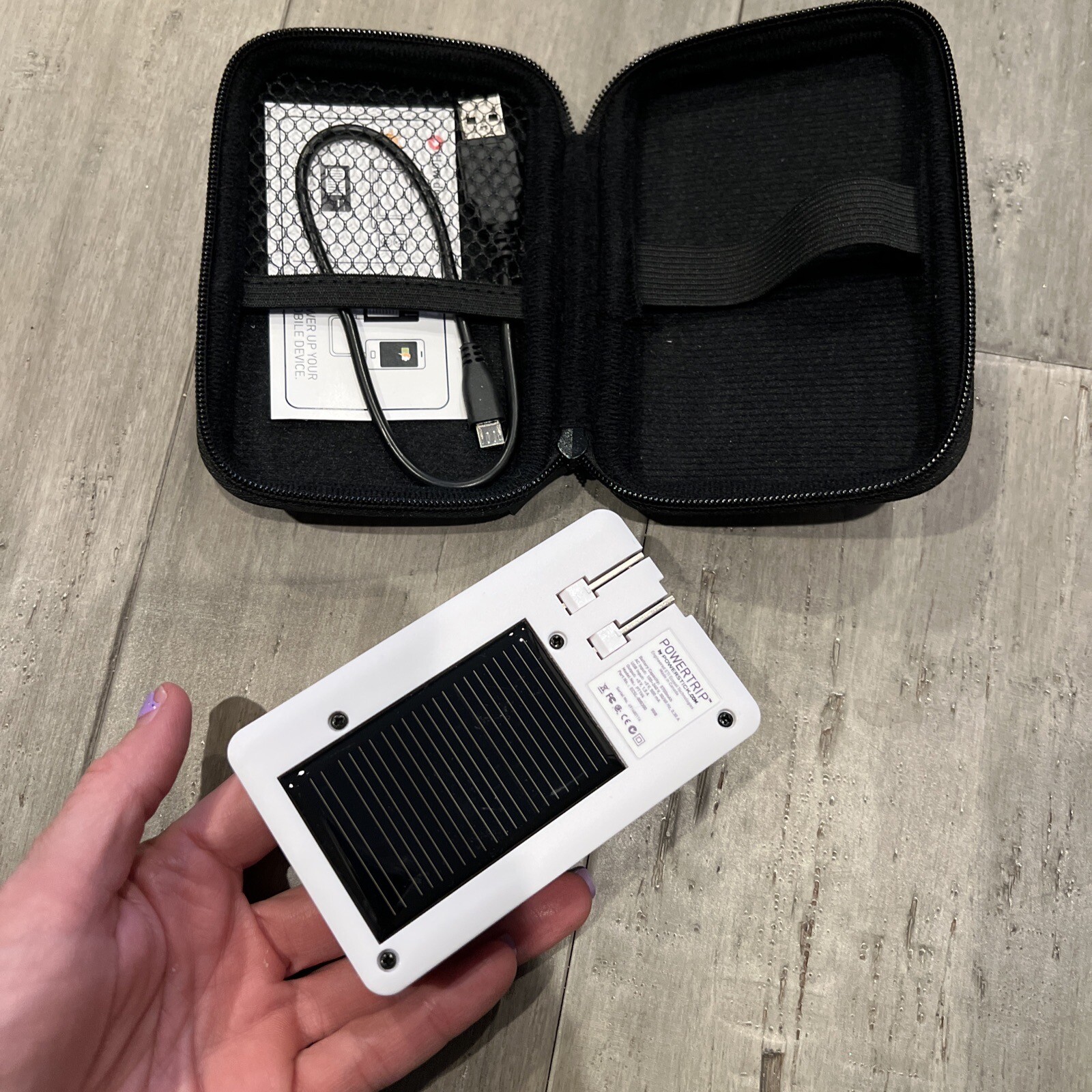 Powerstick POWERTRIP Solar Cell Phone Charger with Connector I Heart Radio Promo