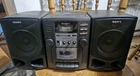 SONY CFD-Z110 CD PLAYER Cassette Player Recorder AM/FM Radio Boombox