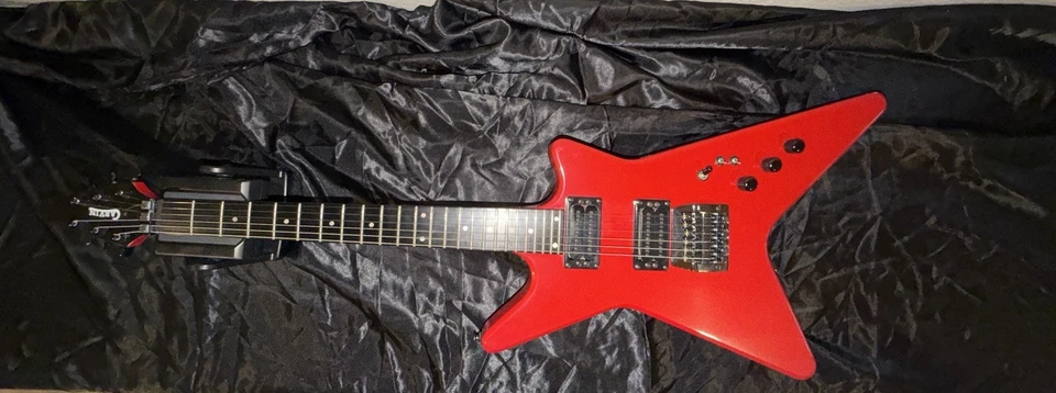 ➡️ Vintage Carvin V220 1984 Ferrari Red Set Neck Kahler Tremolo Super Shredder - Image 3 of 4