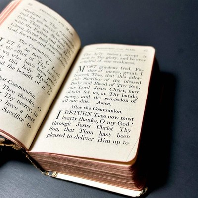 Vintage 1903 Key of Heaven Mini Prayer Book H.I. Kilner Leather