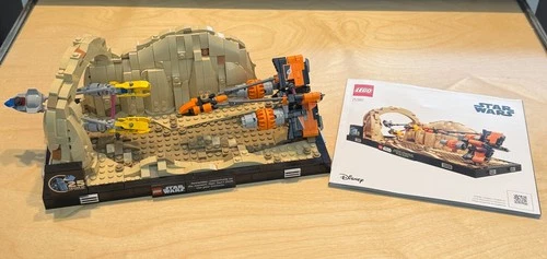 LEGO Star Wars: MOS Espa Podrace Diorama (75380) Complete W/ Instructions