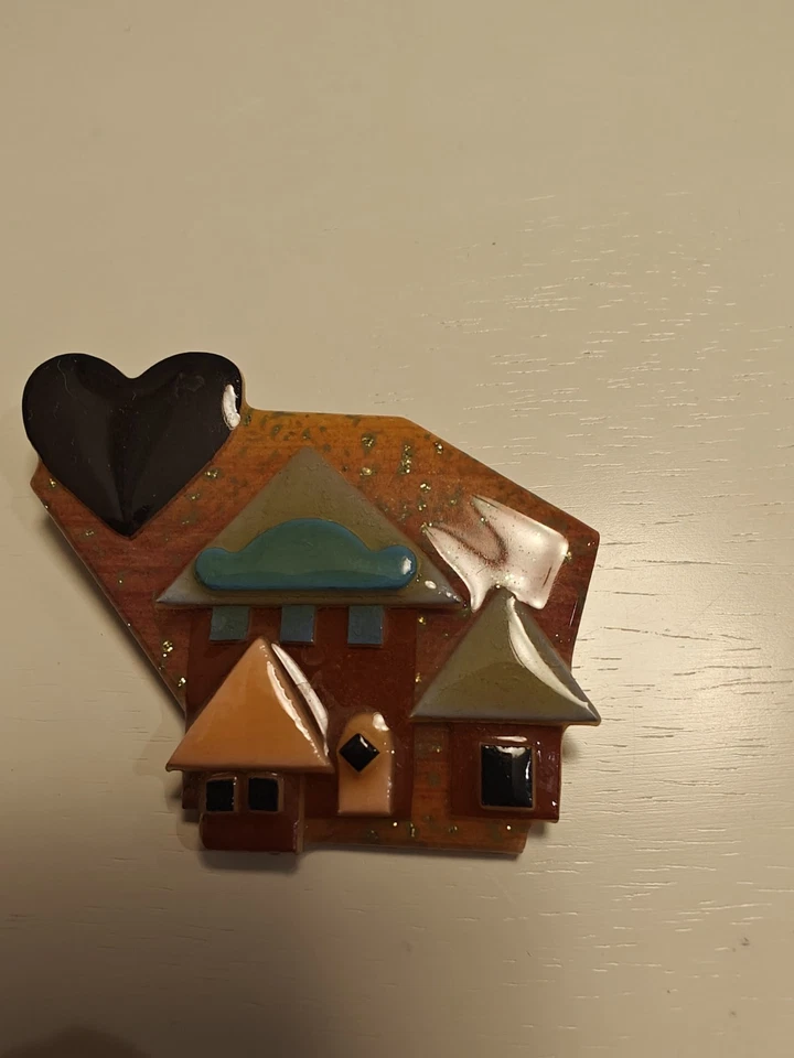 Broche prendedor casa Lucinda años 90 hecho a mano intrincadamente creado por Lucinda Yates Foto 3 de 4