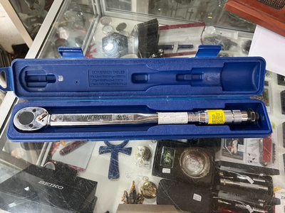 #ad KINCROME MICROMETER TORQUE WRENCH 1 2quot; SQ DRIVE WITH CASE AU $108.95