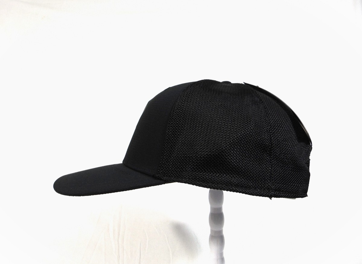 Under Armour Project Rock Black Trucker Snapback Hat OSFM Under Armour Project Rock Black Trucker Snapback Hat OSFM