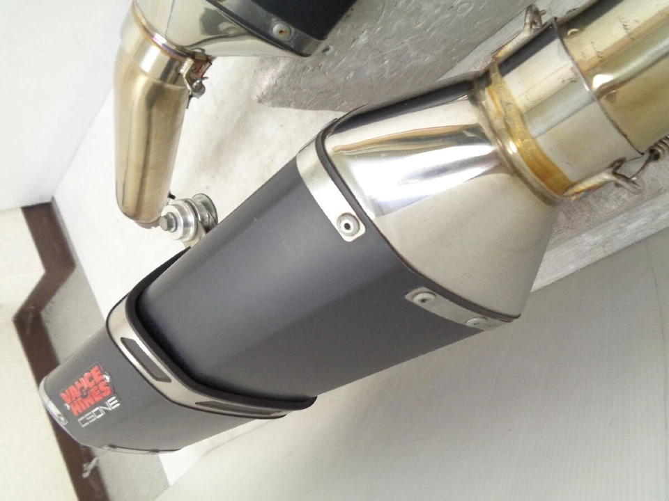 SUZUKI GSX1300R GX72A 08-20 VANCE&HINES CS-1 Dual Black Slip-on muffler Foto 3 de 4