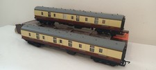 OO gauge NEAR MINT 2x Hornby Toplink R440 Mk 1 Coach Crimson Cream Full Brake
