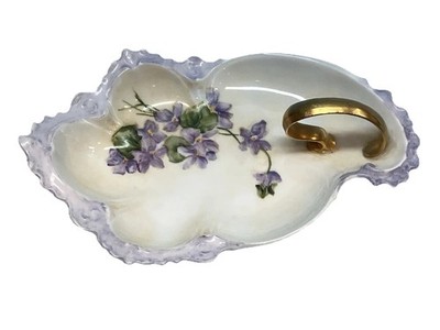 Antique MZ Austria Porcelain Scalloped Edge Gilt Loop Handle Trinket Dish PO